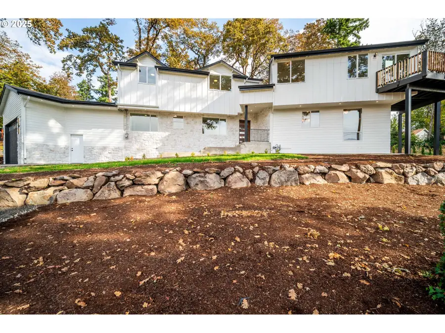 16642 SE Harold Ave, Milwaukie, OR 97267 - Image #3