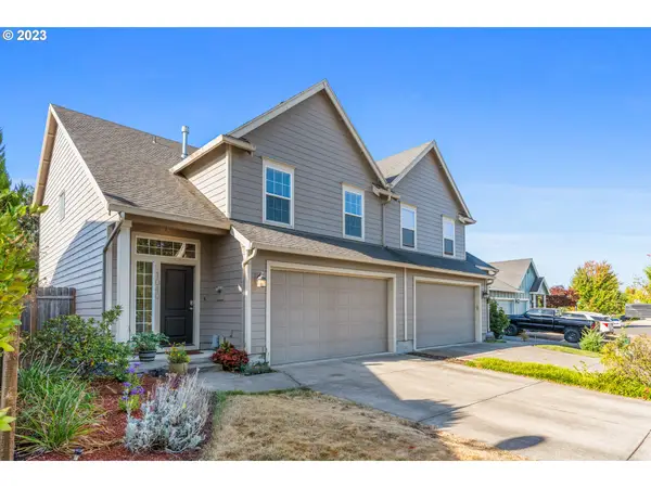 1040 Sage St, Silverton, OR 97381