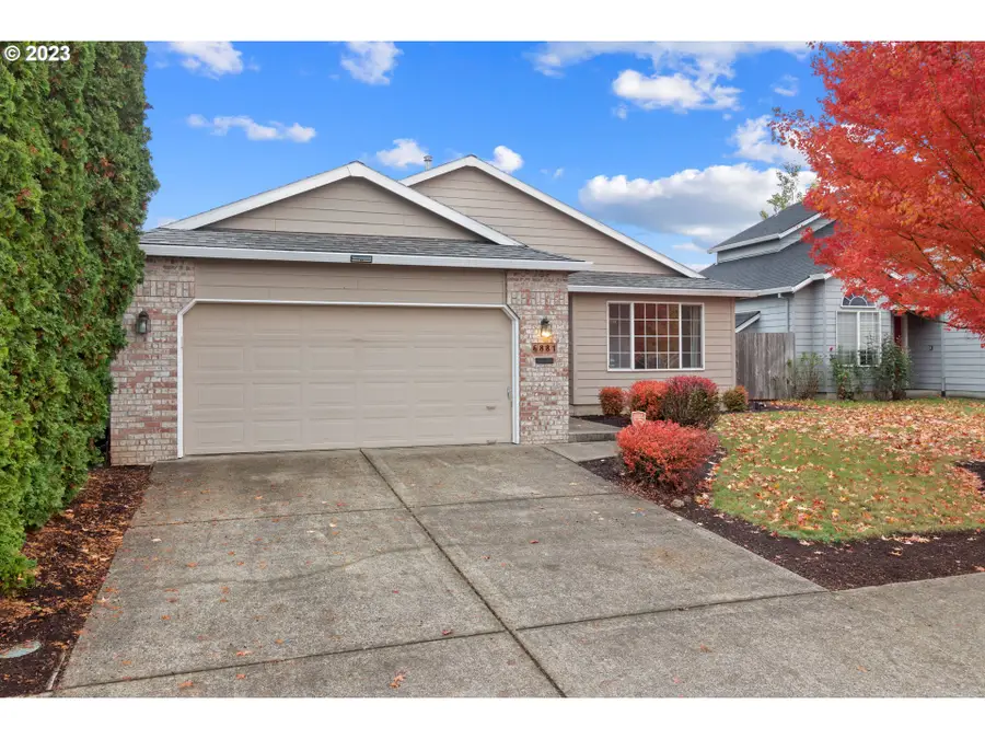6881 SE Ariel St, Hillsboro, OR 97123 - Image #2