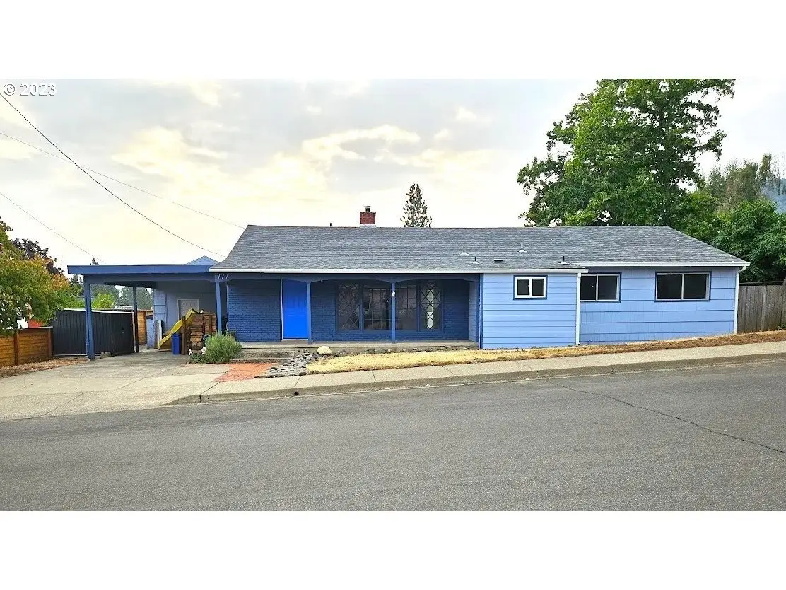 777 W Pilger St, Roseburg, OR 97471 - Image #1