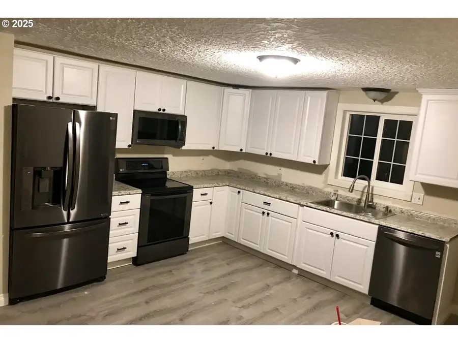 813 NE 106th Ave, Vancouver, WA 98664 - Image #3