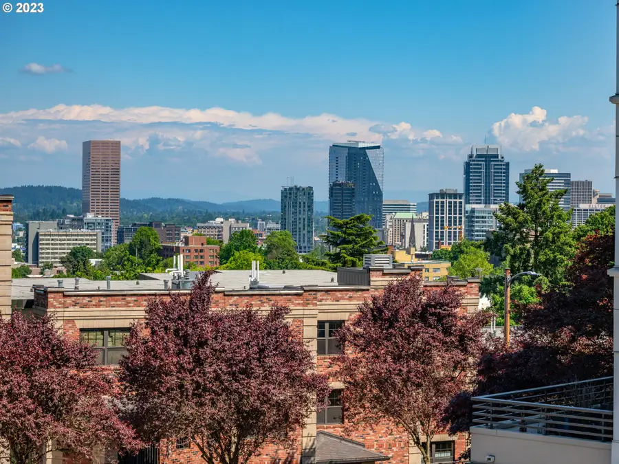 2445 NW Westover Rd #311, Portland, OR 97210 - Image #3