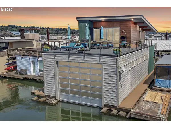 2901 NE Marine Dr #C-23, Portland, OR 97211