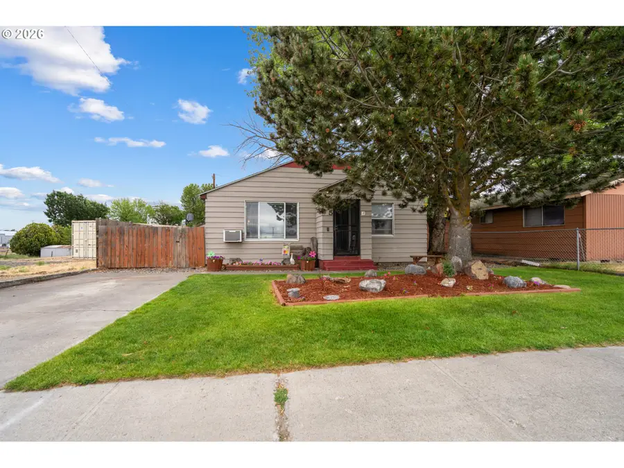 245 W Standard Ave, Hermiston, OR 97838 - #2