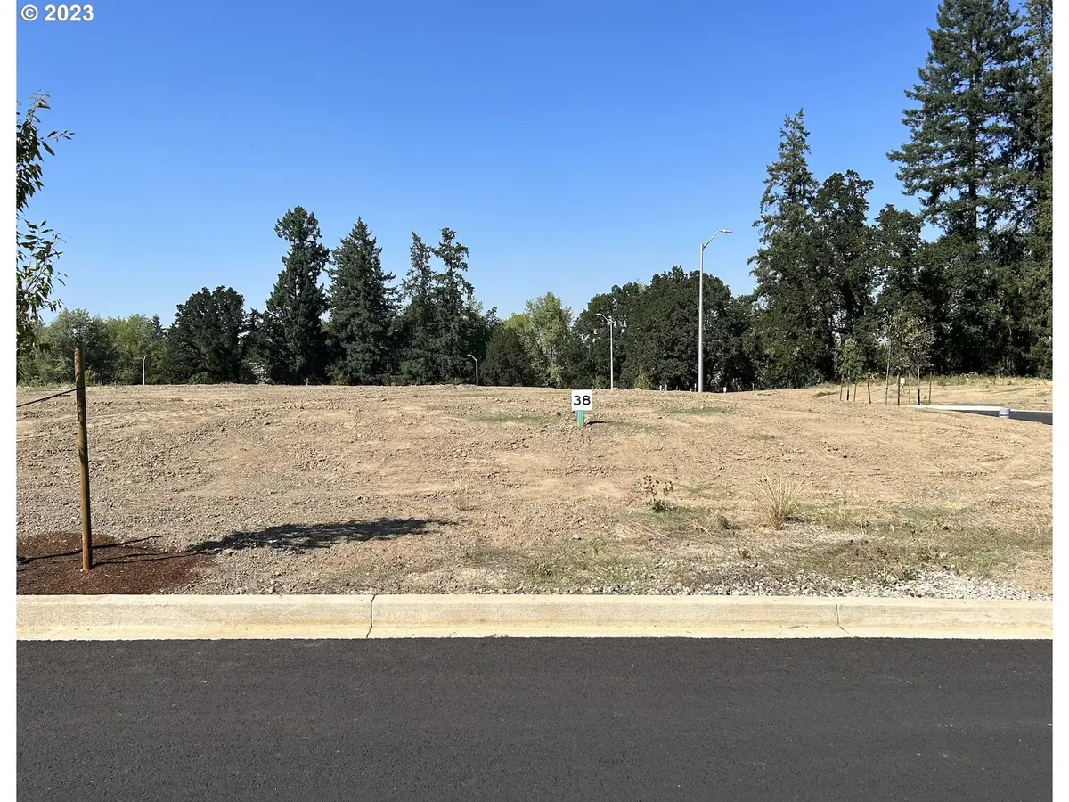 1511 NW Adelaide St #38, McMinnville, OR 97128 - Image #1