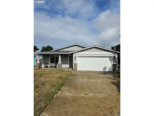 805 340th Pl, OceanPark, WA 98640