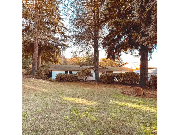 30854 Ty Valley Rd, Lebanon, OR 97355