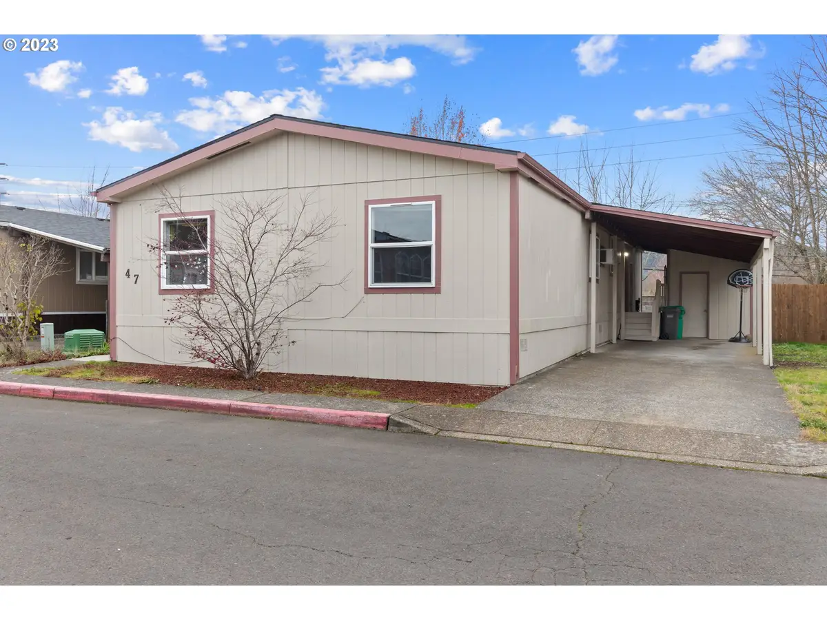 1949 SE Palmquist Rd #47, Gresham, OR 97080 - Image #1