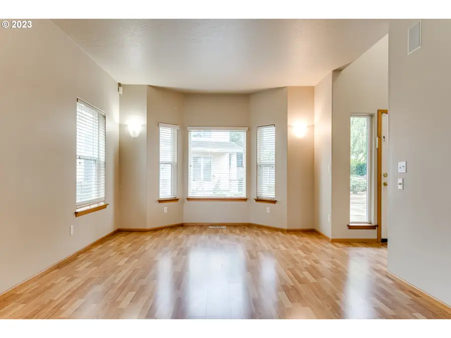 3424 River Pointe Dr, Eugene, OR 97408 - Image #3