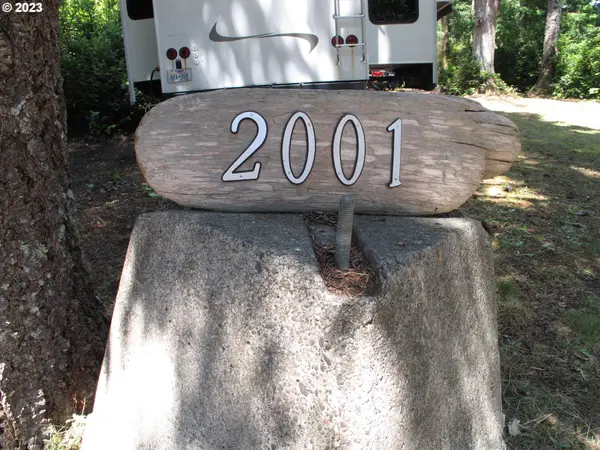 2001 323rd Pl, OceanPark, WA 98640