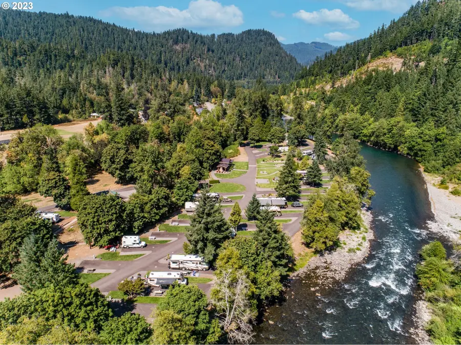 46471 Westfir Rd, Westfir, OR 97492 - #2