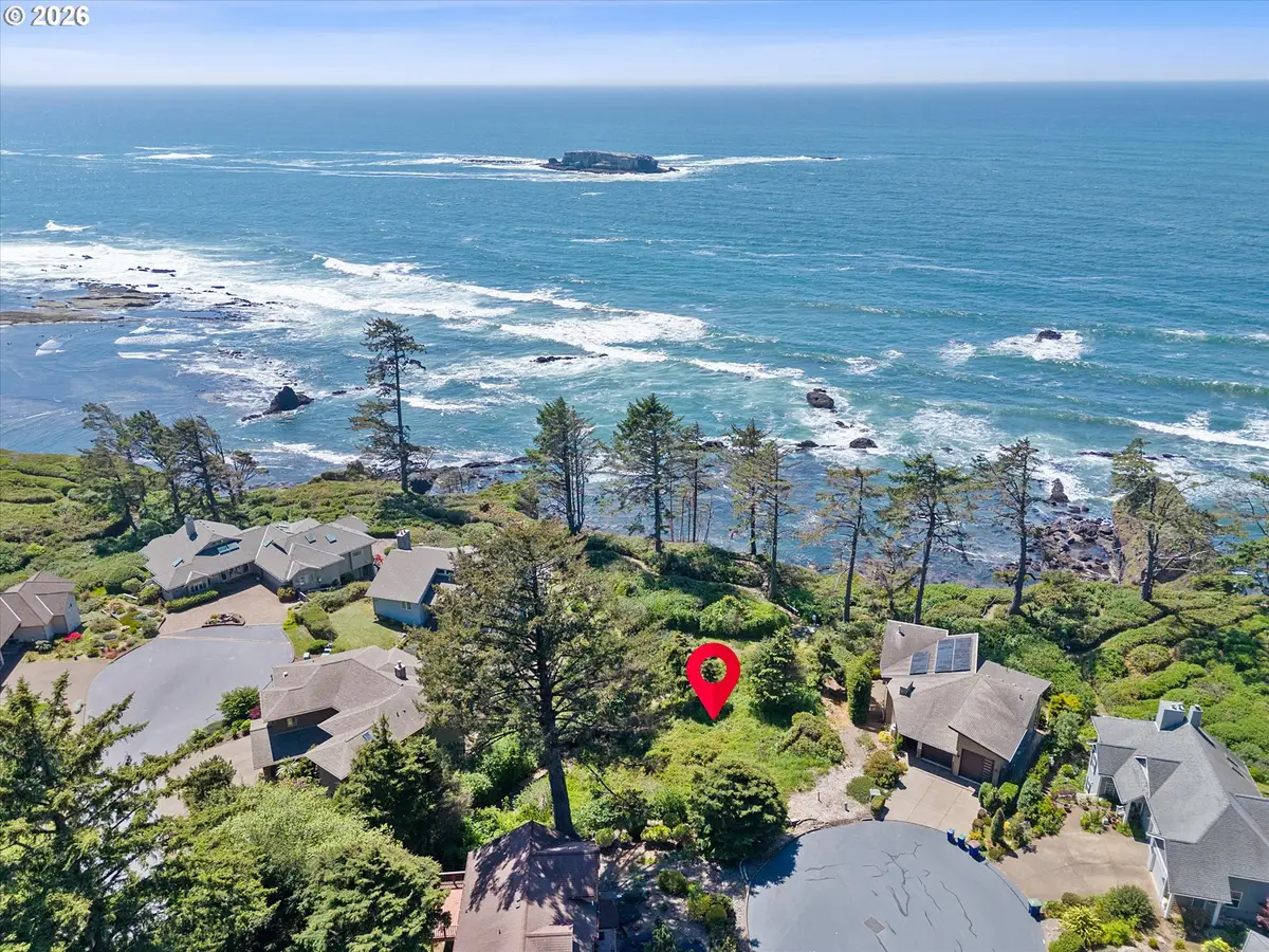 8900 Sea Crest Ln, Otter Rock, OR 97369 - #1
