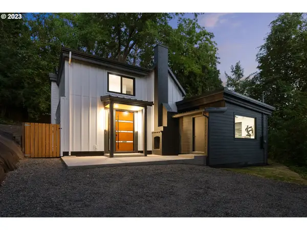 1403 SW Broadway Dr, Portland, OR 97201