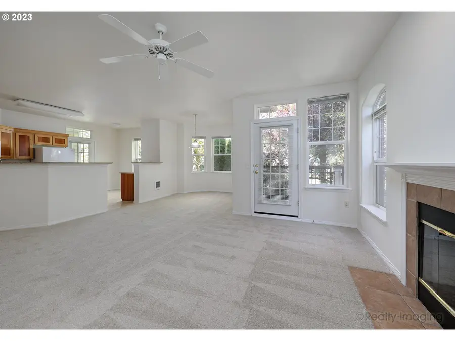 1280 NE Horizon Loop #404, Hillsboro, OR 97124 - Image #3