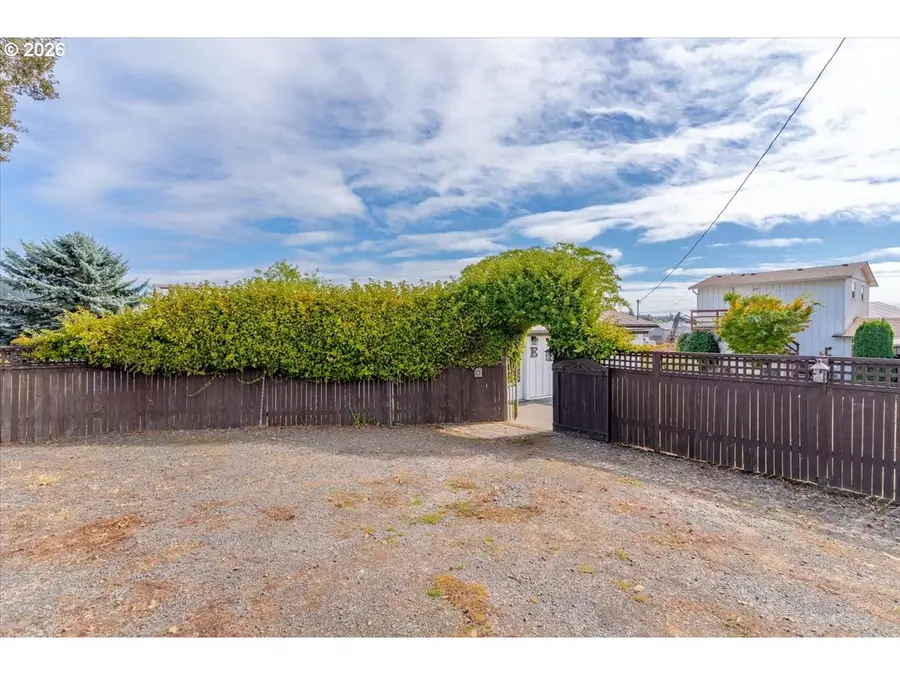 19161 SW Tile Flat Rd, Beaverton, OR 97007 - #2