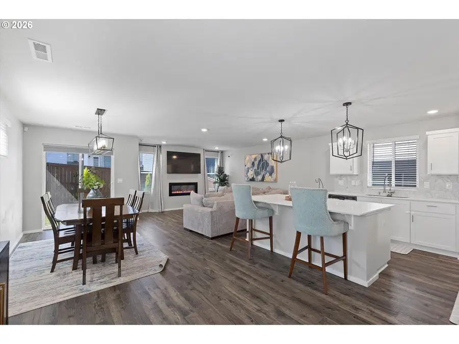 17514 NW 10th Ave, Ridgefield, WA 98642 - #3