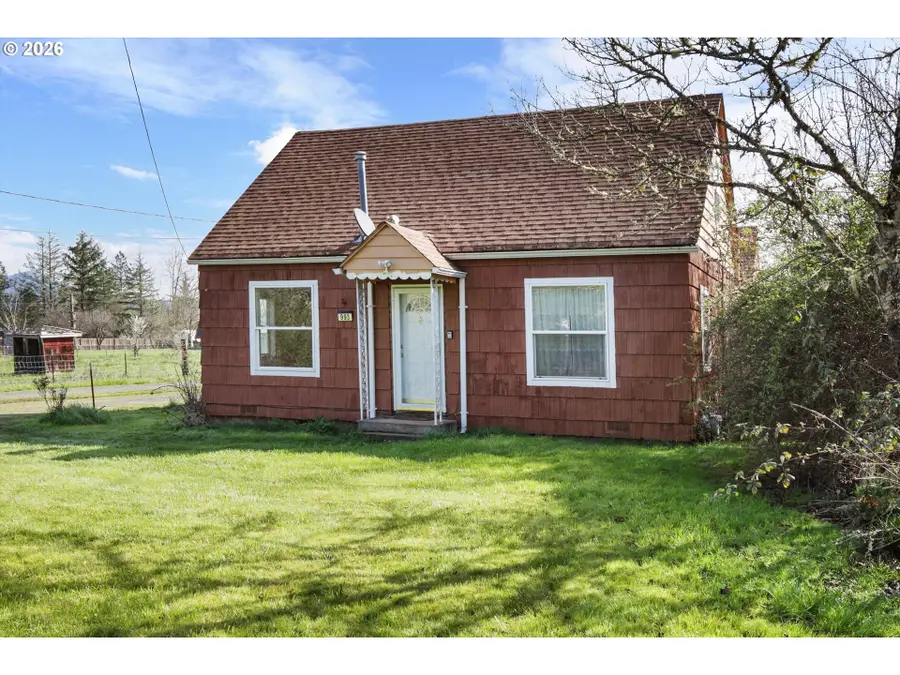 993 42nd Ave, Sweet Home, OR 97386 - #3