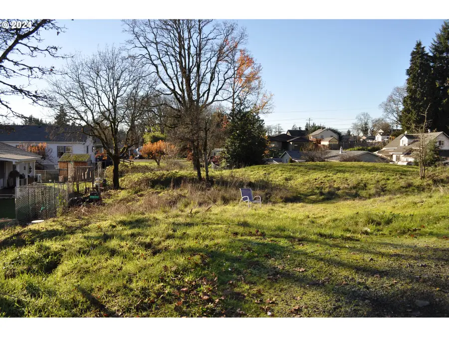 S 13th St #15, Saint Helens, OR 97051 - Image #2