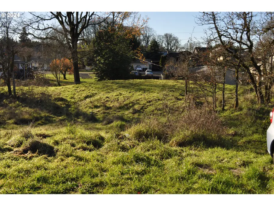 S 13th St #15, Saint Helens, OR 97051 - Image #3