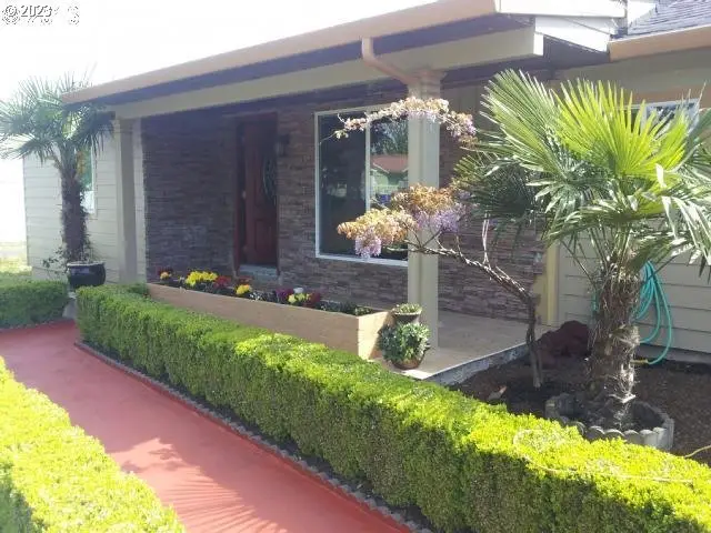 3512 SE 141st Ave, Portland, OR 97236 - Image #1