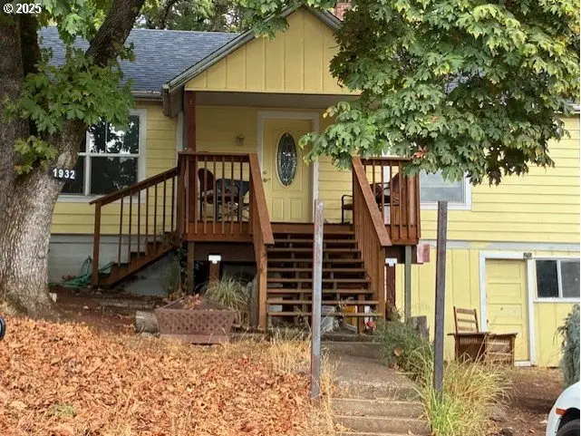 1932 NE Commercial Ave, Roseburg, OR 97470 - Image #2