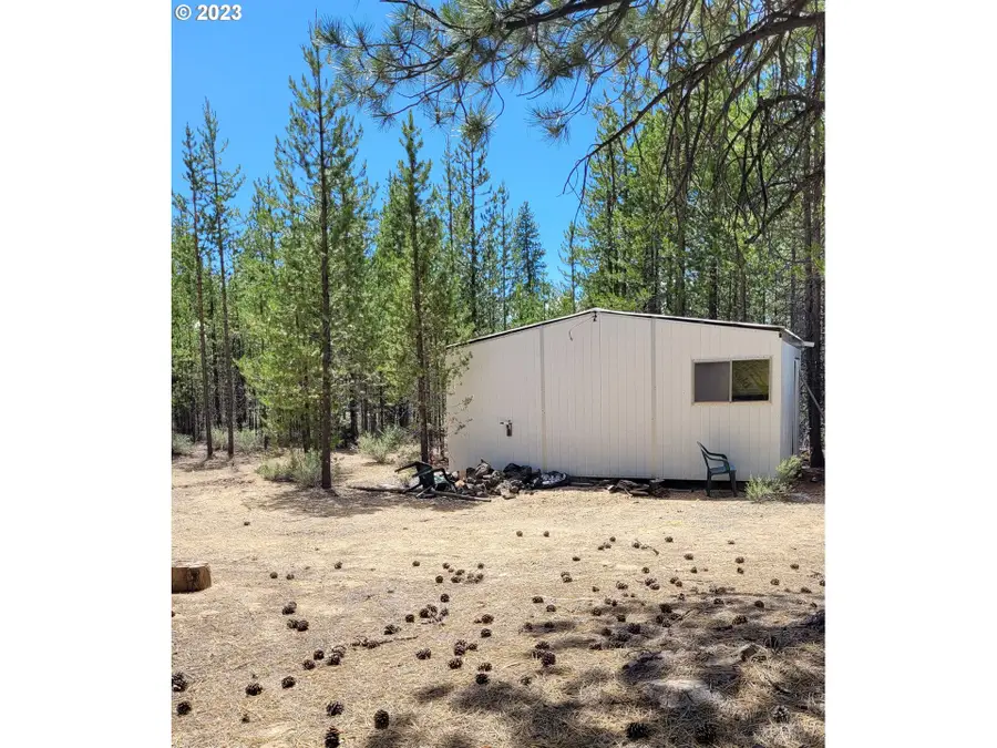 43 Surveyor Rd, Crescentlake, OR 97733 - Image #2