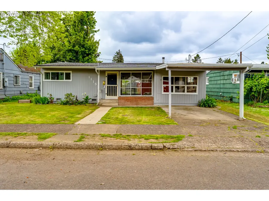 1115 S 8th St, Cottage Grove, OR 97424 - #2