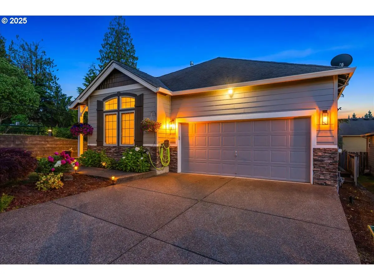 39584 Wall St, Sandy, OR 97055 - Image #1