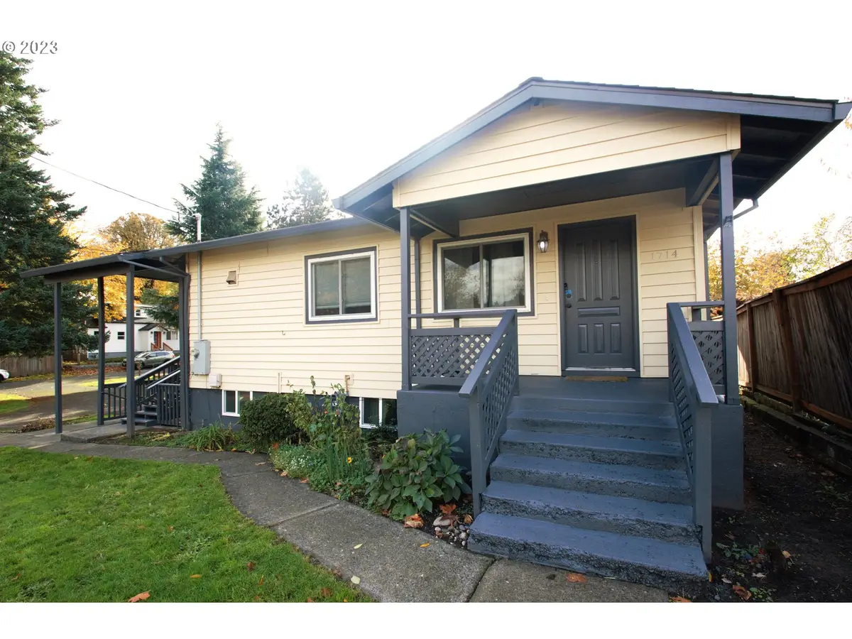 1714 9th St, Oregon City, OR 97045 - Image #1