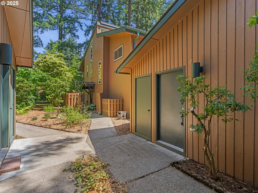 3264 SE 153rd Ave, Portland, OR 97236 - Image #2