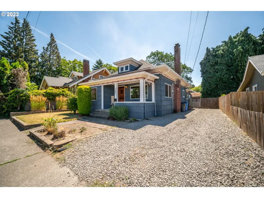 709 W Fourth Plain Blvd, Vancouver, WA 98660 - Image #3