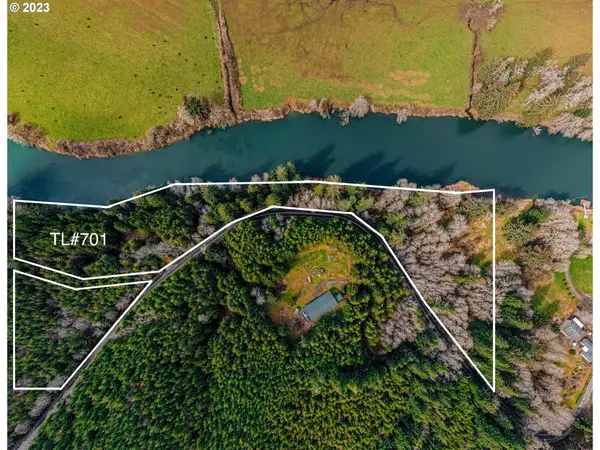 9860 Siletz Hwy, Siletz, OR 97380