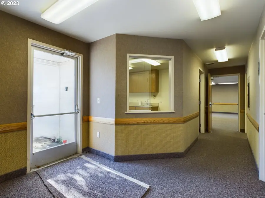 535 NE 14th St, McMinnville, OR 97128 - Image #3