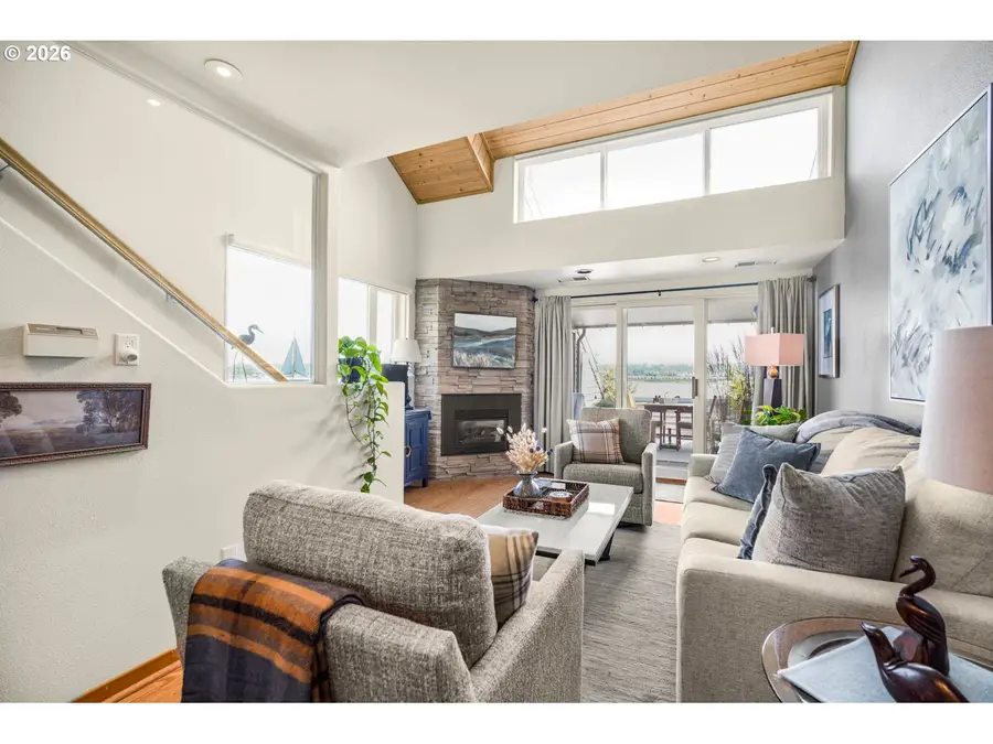 91 N Hayden Bay Dr, Portland, OR 97217 - #3