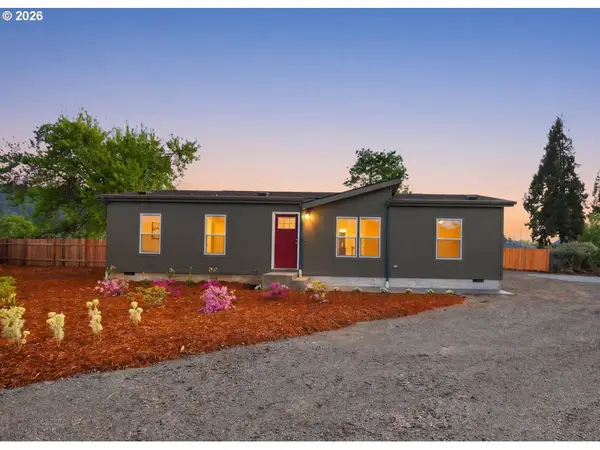 1551 A St, Springfield, OR 97477