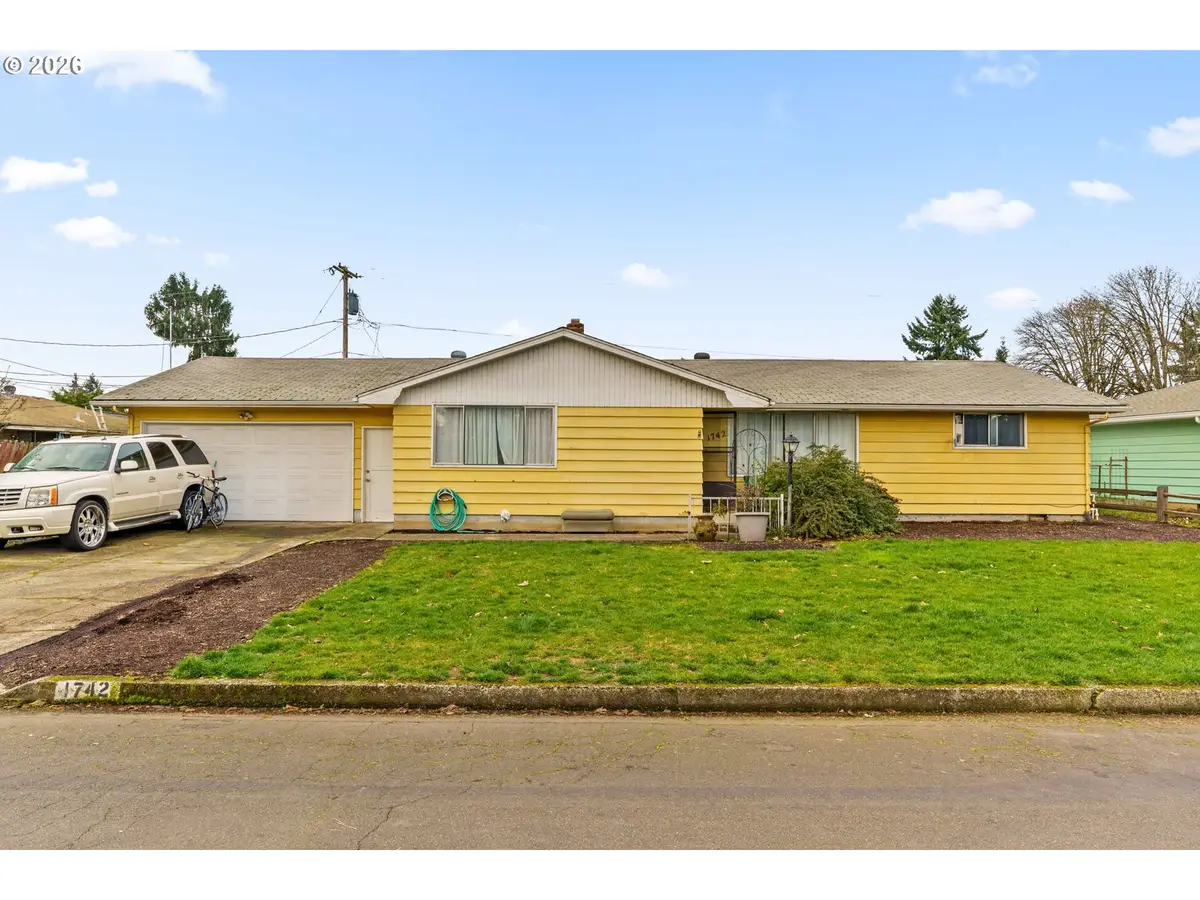 1742 Maywood Ave, Eugene, OR 97404 - Image #1