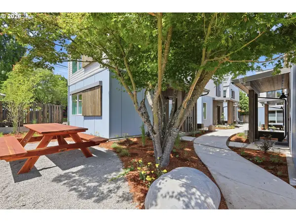 45 W 27th Ave #E, Eugene, OR 97405