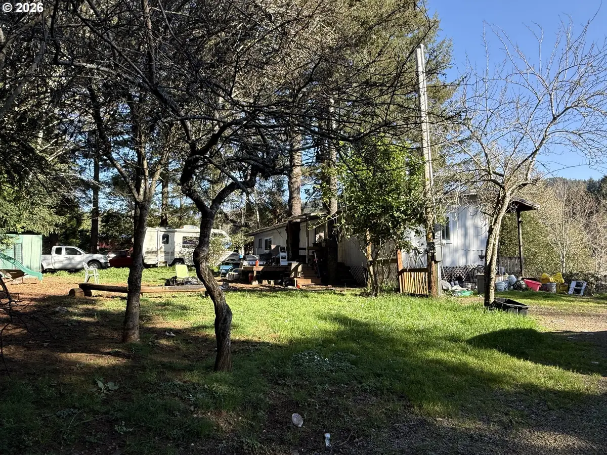 17615 Brown Deer Ln, Brookings, OR 97415 - #1