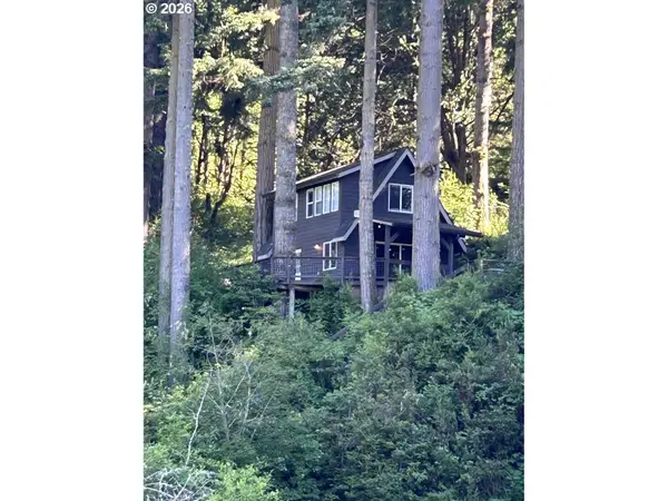 3747 S Ten Mile Lake, Lakeside, OR 97449