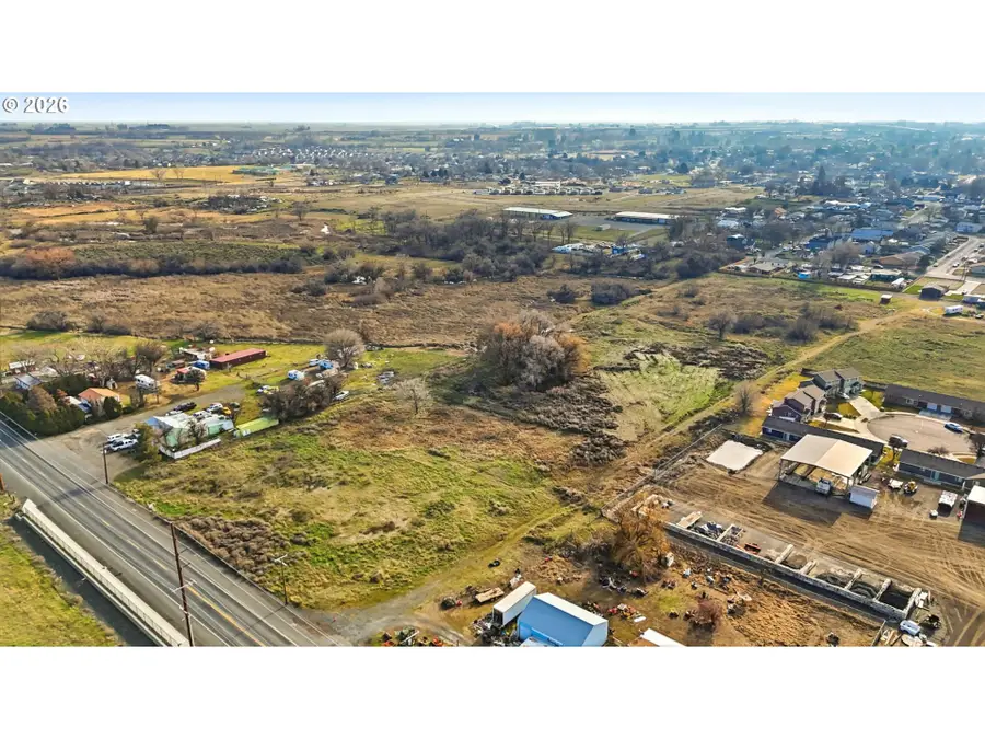 E Elm, Hermiston, OR 97838 - #3