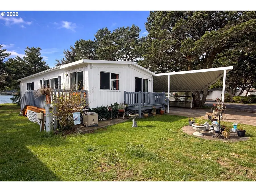 955 NE Mill St #A7, Waldport, OR 97394 - #2