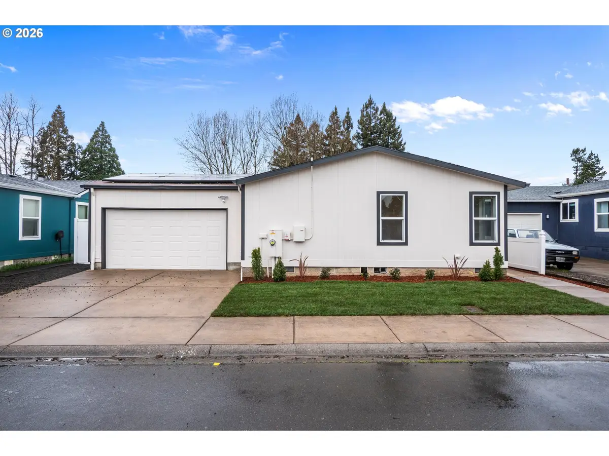20983 Brentwood Ct, Donald, OR 97020 - #1