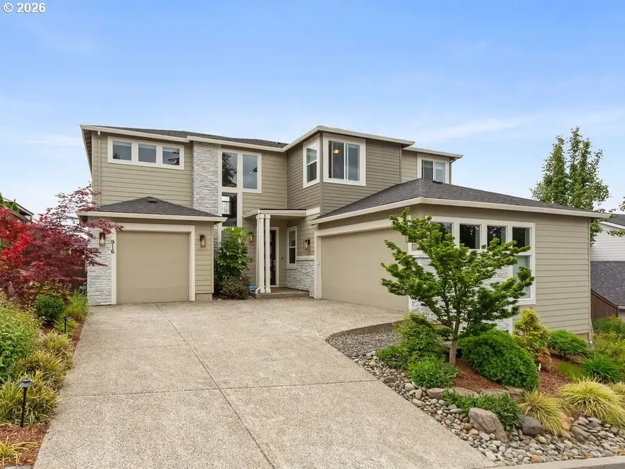 916 W Magnolia Loop, Washougal, WA 98671 - #2