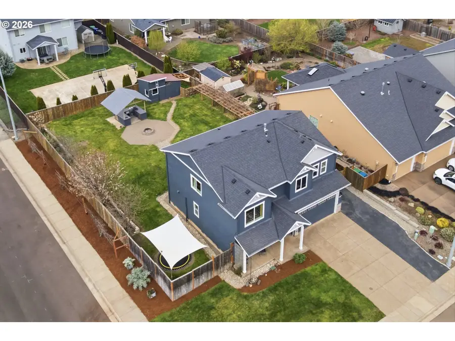 435 SE Belgian St, Sublimity, OR 97385 - #2