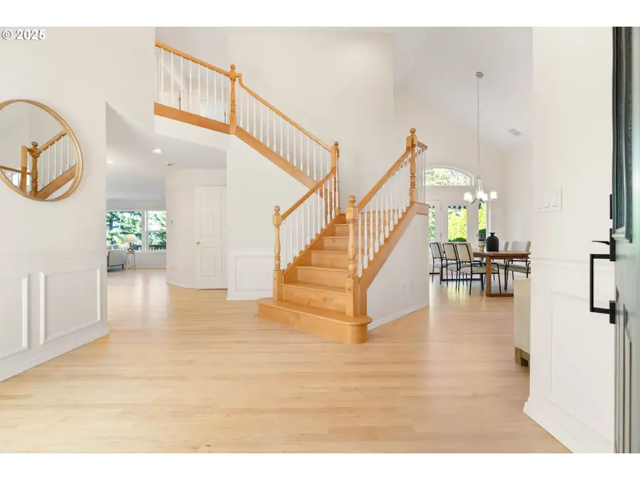 19449 SW Winslow Dr, Beaverton, OR 97007 - Image #3