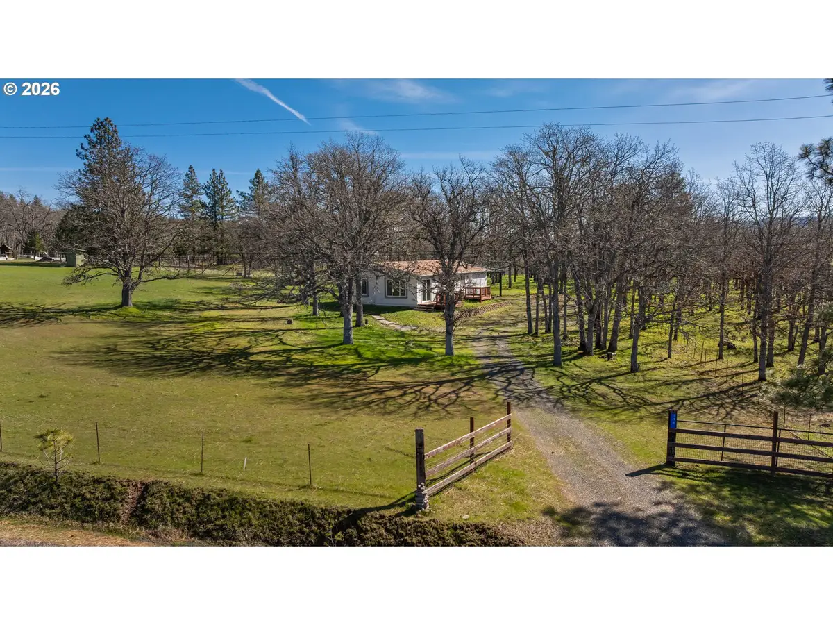 196 Lyle Snowden Rd, Lyle, WA 98635 - #1