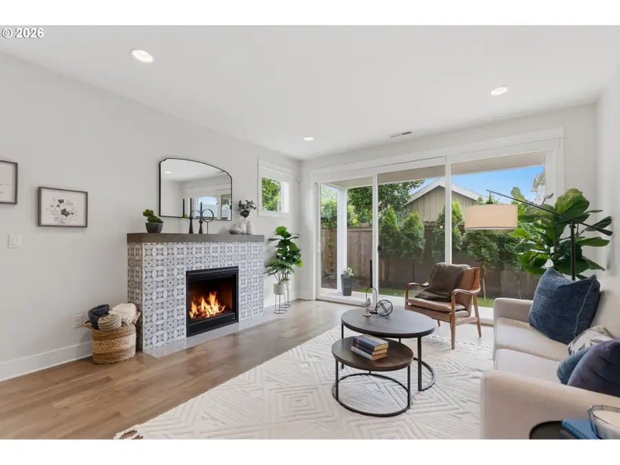 7462 N Stockton Ave, Portland, OR 97203 - #2