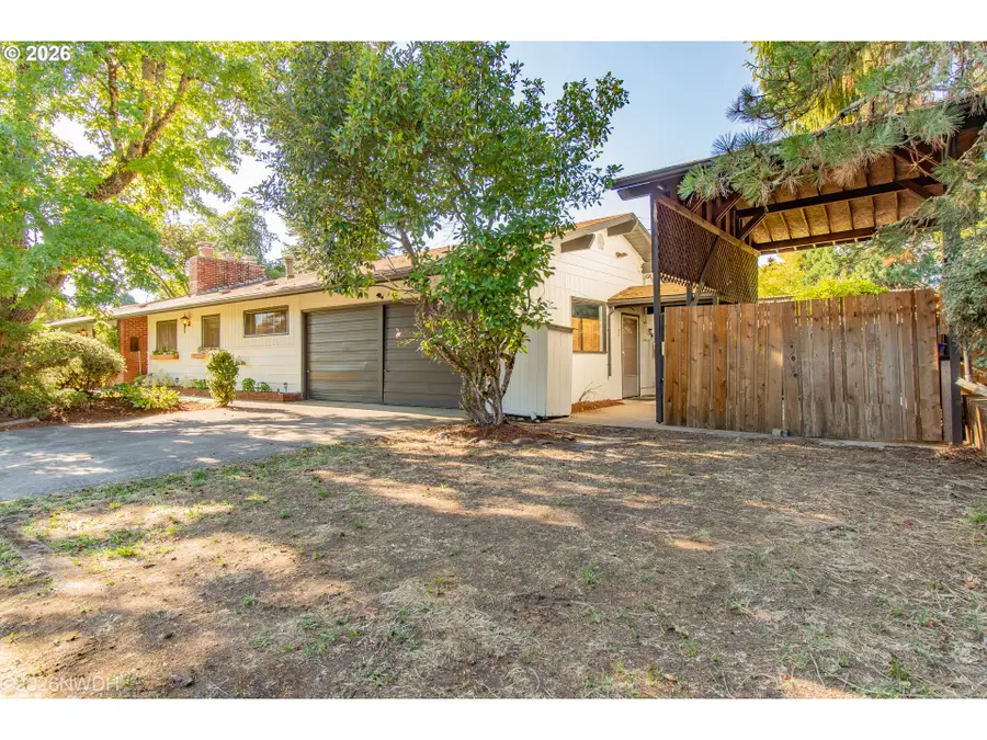 1035 Willa St, Eugene, OR 97404 - #3