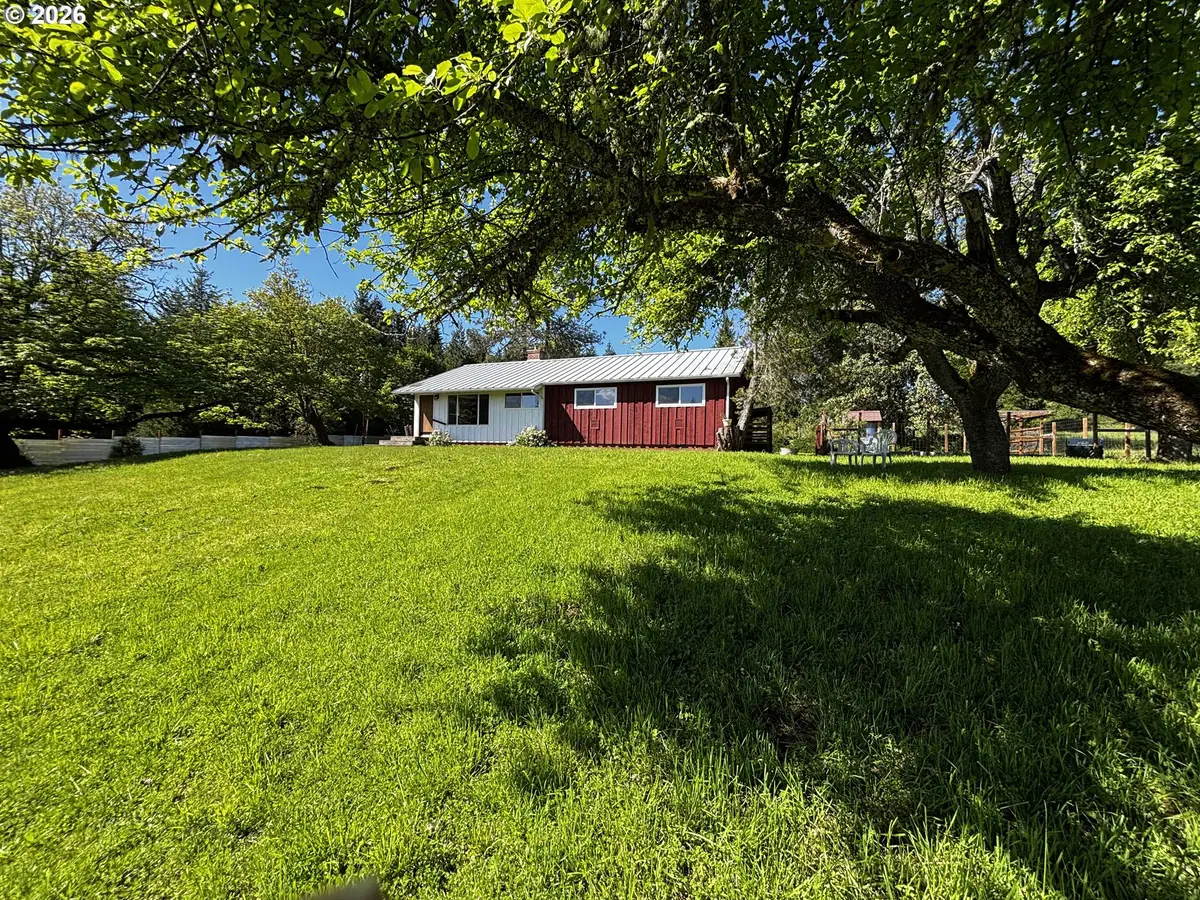 48799 Mcfarland Rd, Oakridge, OR 97463 - #1
