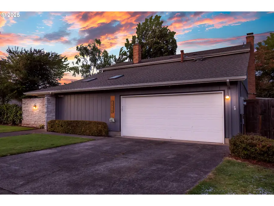 2915 Chuckanut St, Eugene, OR 97408 - Image #2